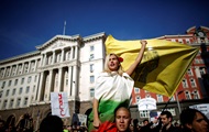 В Болгарии тысячи протестующих студентов заблокировали университет Софии